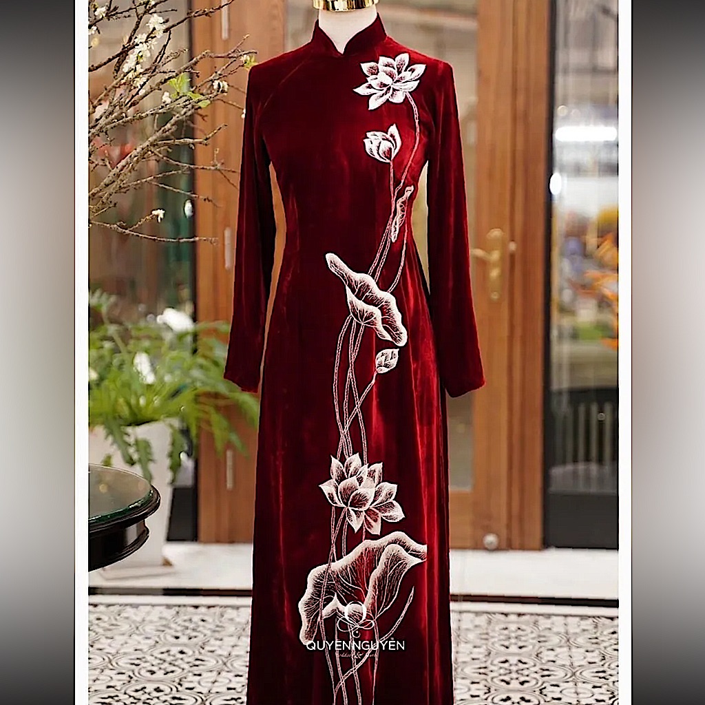 Traditional Vietnam Ao Dai In Red Velvet With Embroidery Size L